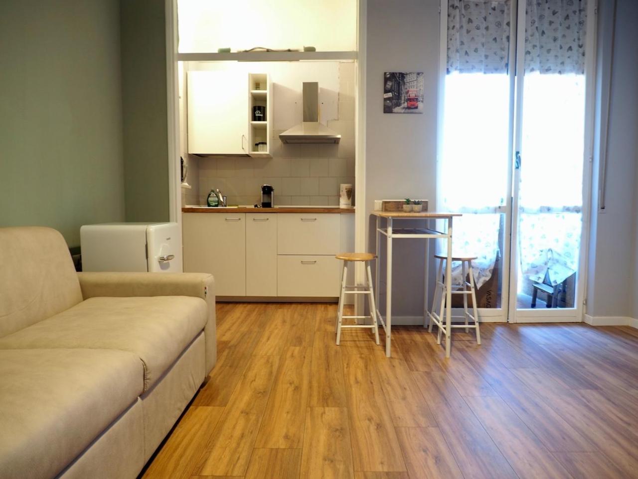 Leo'S Home Sesto San Giovanni Exterior photo